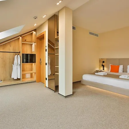 Underhill Resort&spa Bohorodchany