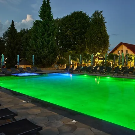 Hotel Underhill Resort&spa Bohorodchany