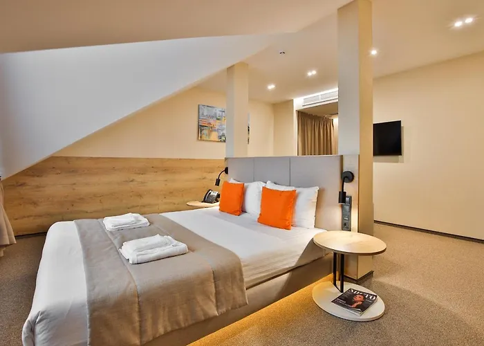 Hotell Underhill Resort&spa *
