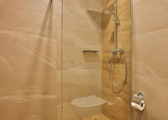 Underhill Resort&spa Bohorodchany
