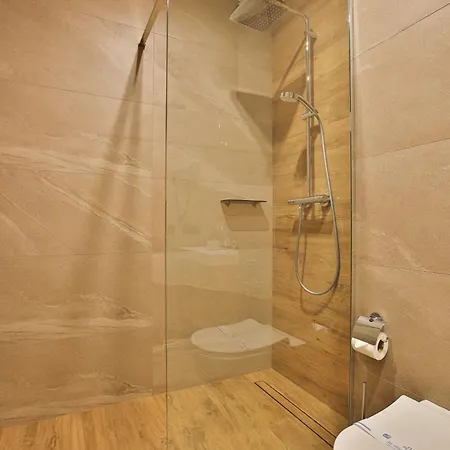 Underhill Resort&spa Bohorodchany